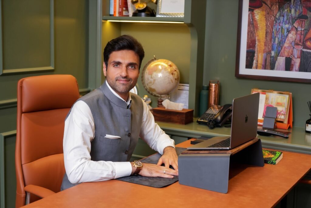 Oyster Renewable और Jindal Stainless ने 315.6 मेगावाट के हाइब्रिड पावर प्रोजेक्ट के साथ औद्योगिक डीकार्बोनाइजेशन को आगे बढ़ाया