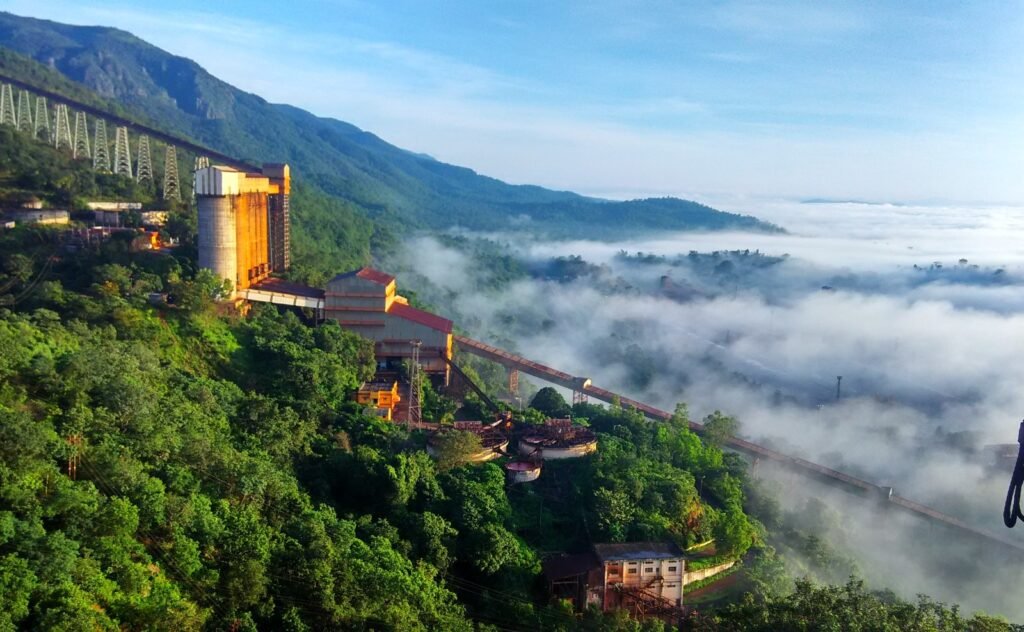 NMDC एक वित्तीय वर्ष में 50 एमटी लौह अयस्क उत्पादन का आंकड़ा छूने वाली भारत की पहली खनन कंपनी बनी