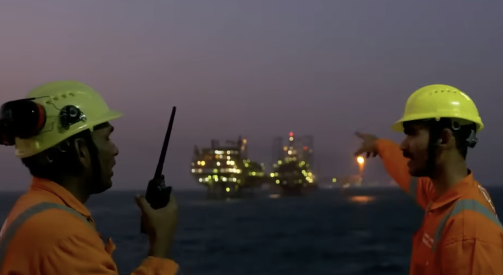 ONGC ने मुंबई हाई स्थित SHP प्लेटफॉर्म पर लगी आग की घटना को नियंत्रित किया