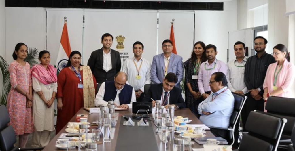 DoT और SEBI ने वित्तीय धोखाधड़ी के खिलाफ लड़ाई को मजबूत करने के लिए MoU पर हस्ताक्षर किए