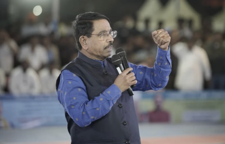 प्रल्हाद जोशी ने नवीकरणीय ऊर्जा क्षेत्र में इरेडा की उल्लेखनीय उपलब्धियों की सराहना की