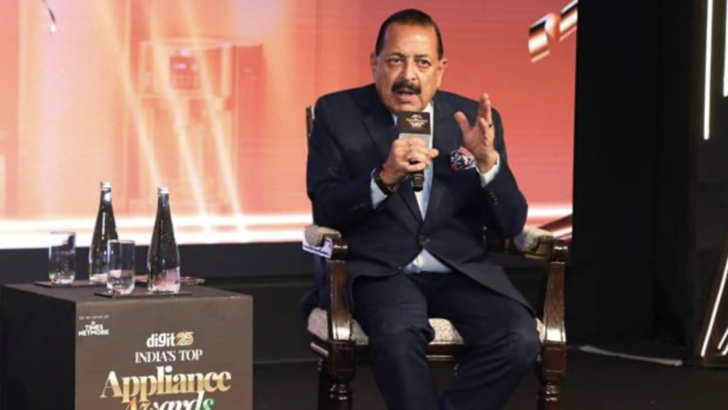डॉ. जितेंद्र सिंह के अनुसार, भारत अगली औद्योगिक क्रांति में एक महत्वपूर्ण भूमिका निभाएगा, जो जैव प्रौद्योगिकी और एआई पर आधारित होगी