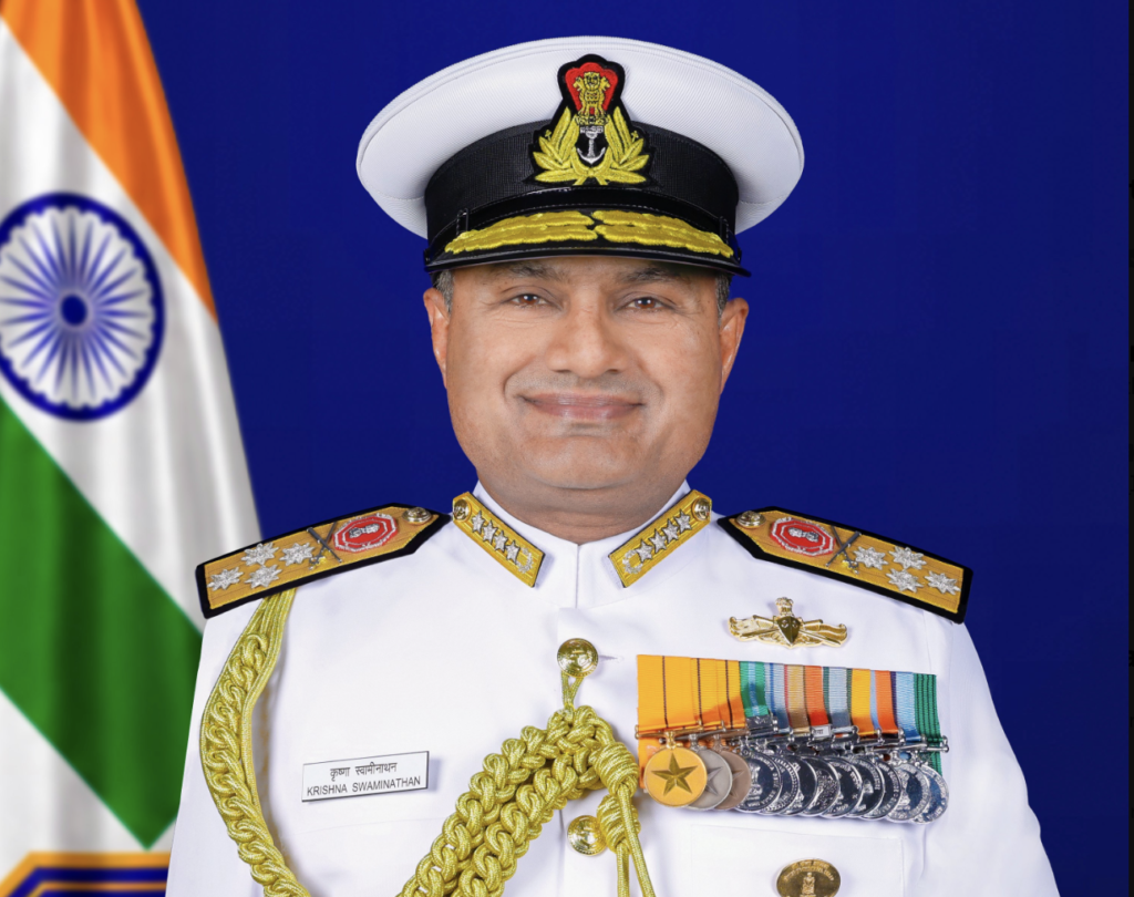 द्विपक्षीय समुद्री साझेदारी को सुदृढ़ करने के लिए नौसेना प्रमुख मॉरीशस की यात्रा पर